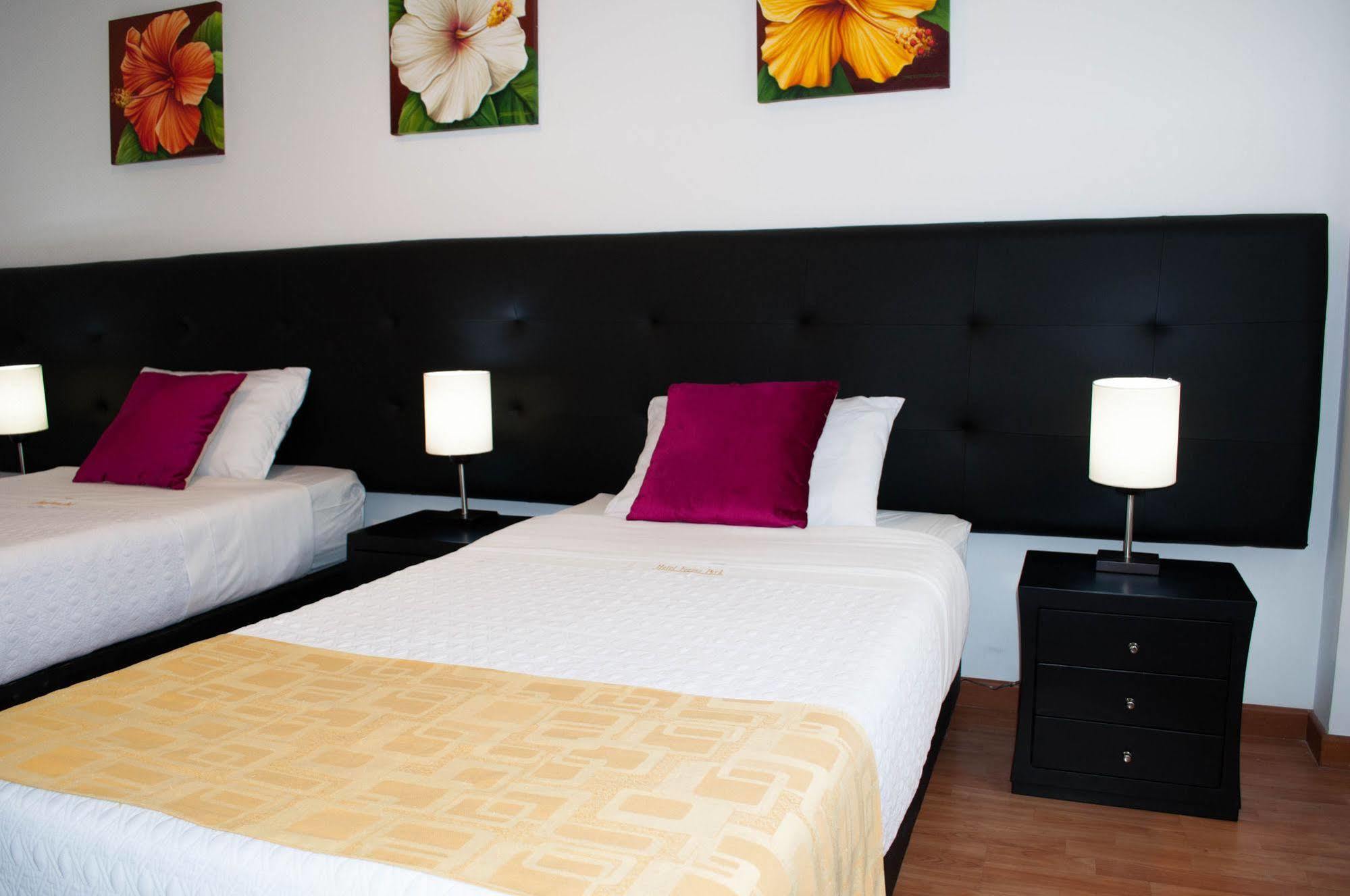 Hotel Ferias Park بوغوتا المظهر الخارجي الصورة