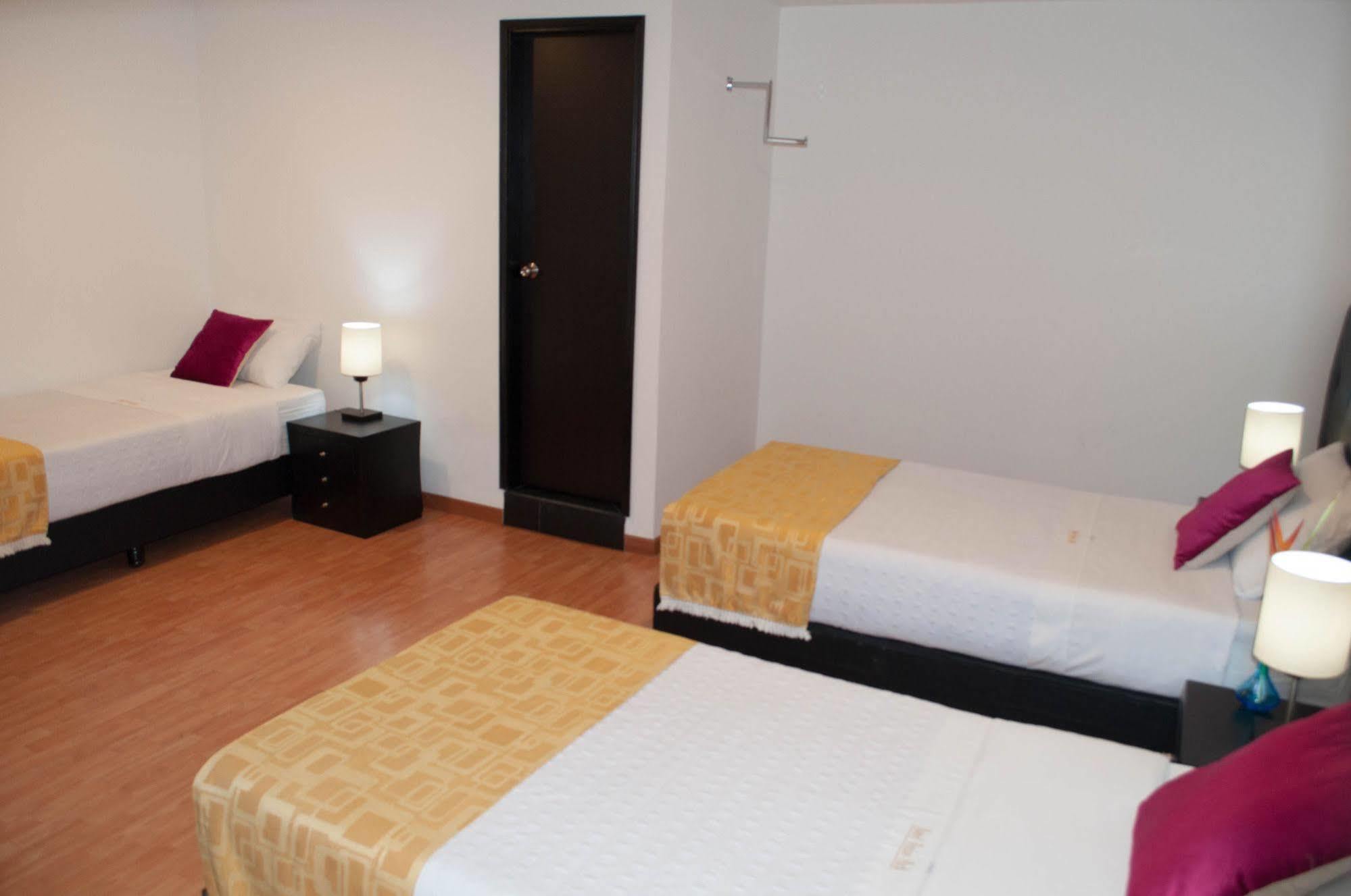 Hotel Ferias Park بوغوتا المظهر الخارجي الصورة